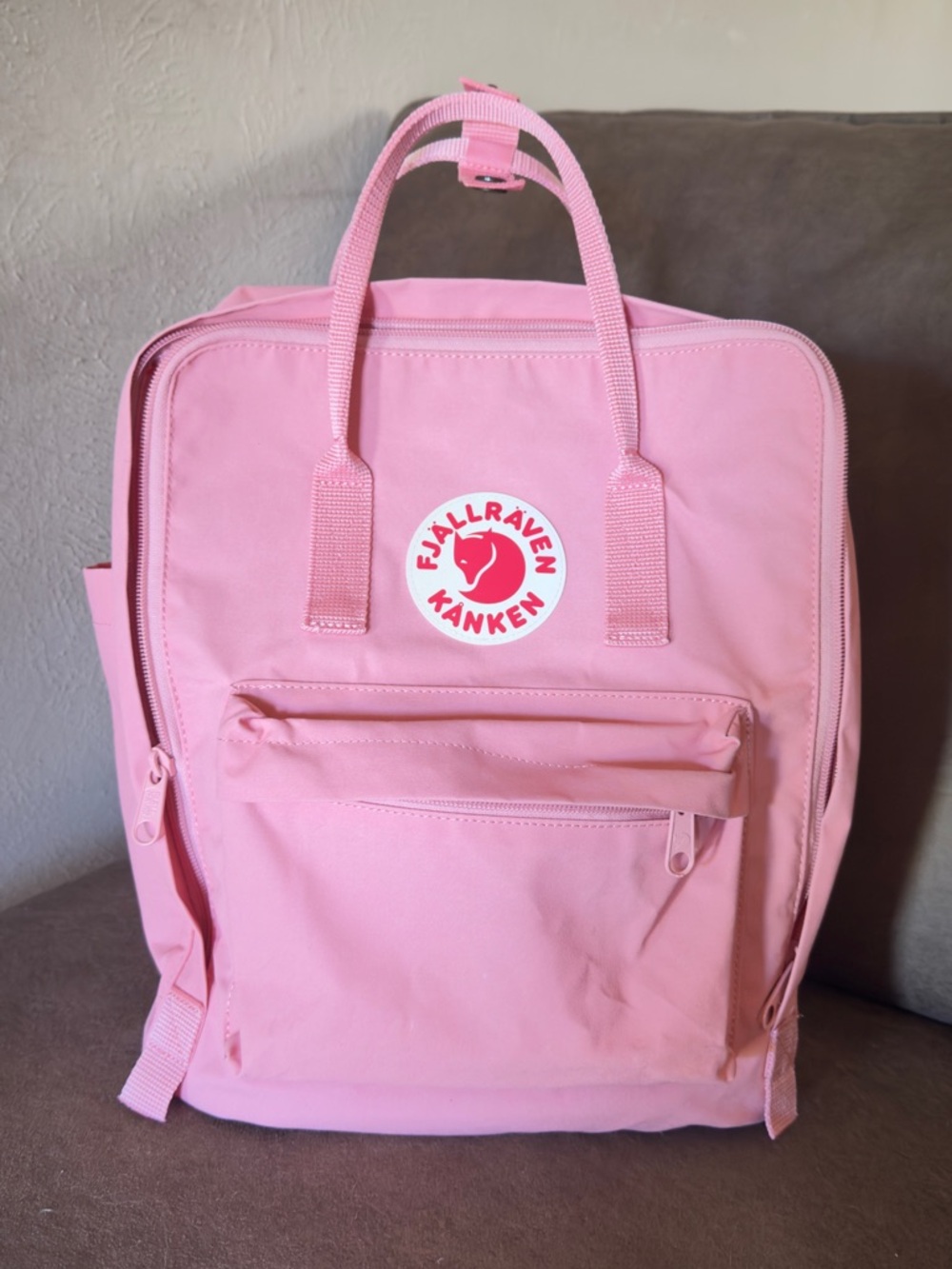Fjallraven Kanken Backpack in Light Pink